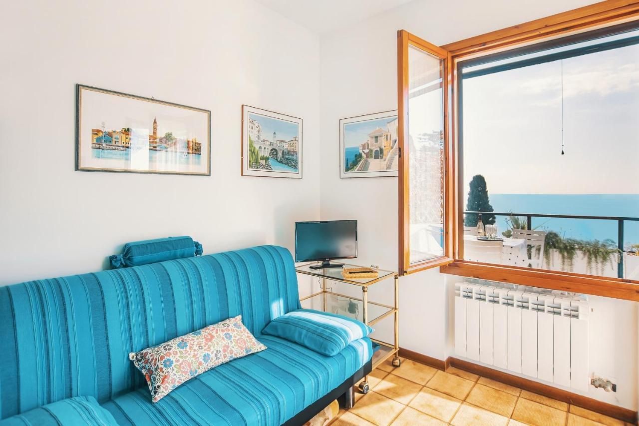 Una Terrazza Sul Golfo Di Ospedaletti By Wonderful Italy Kültér fotó