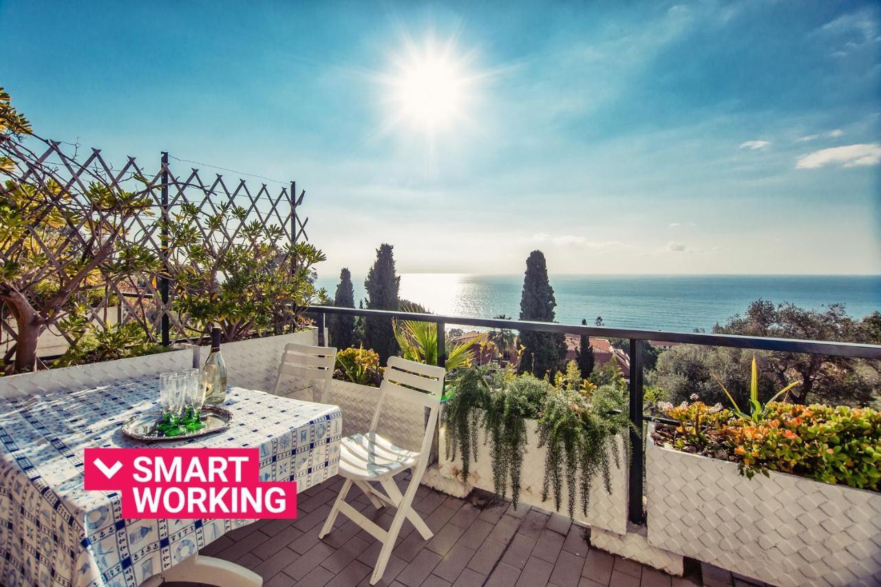 Una Terrazza Sul Golfo Di Ospedaletti By Wonderful Italy Kültér fotó